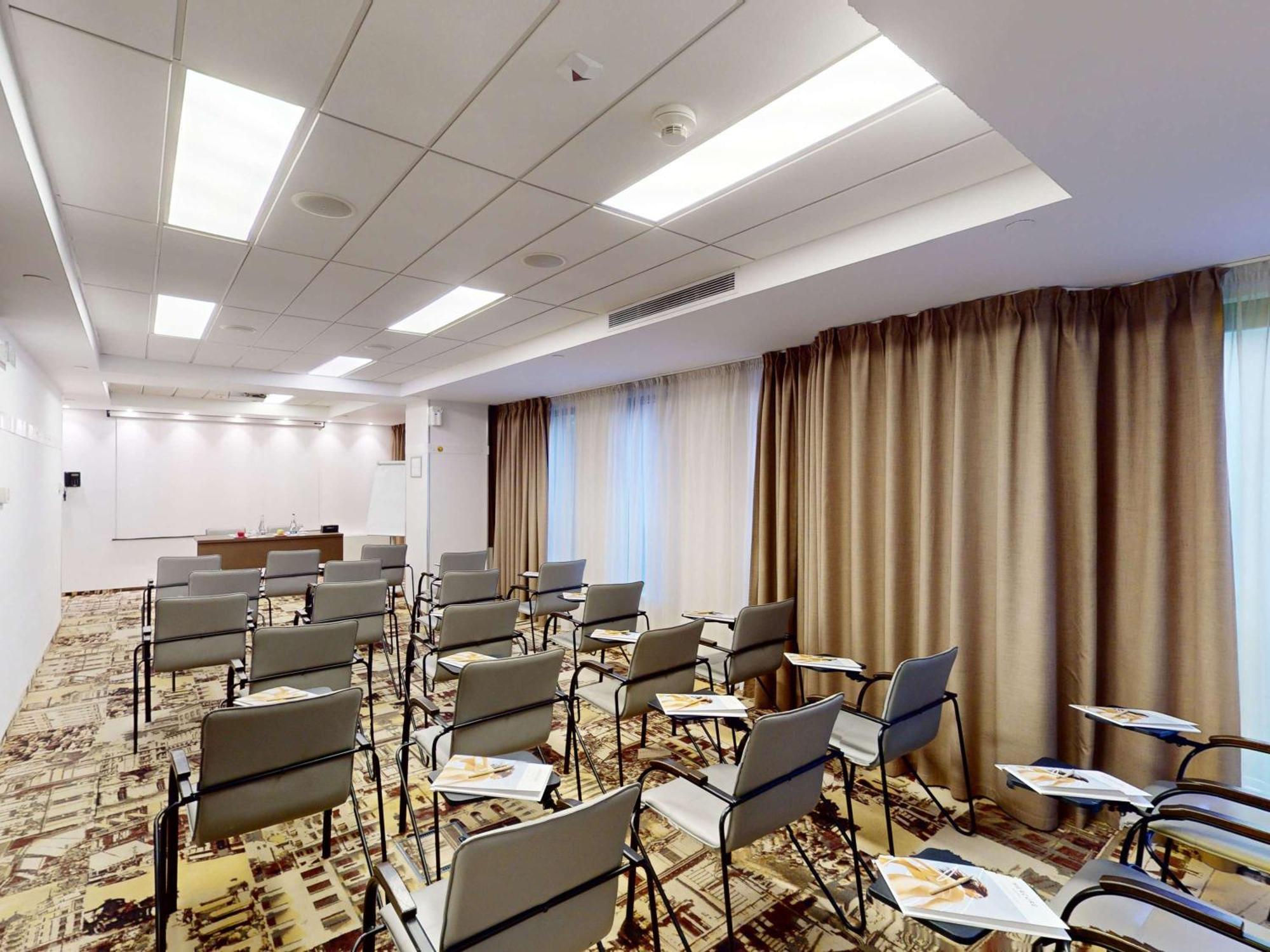 Mercure Bucharest City Center Exterior photo